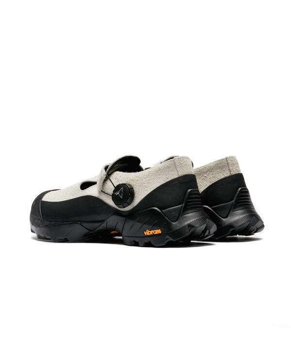 roa-pala-off-white-black-